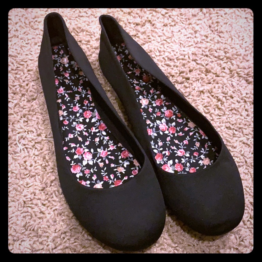 ballet flats